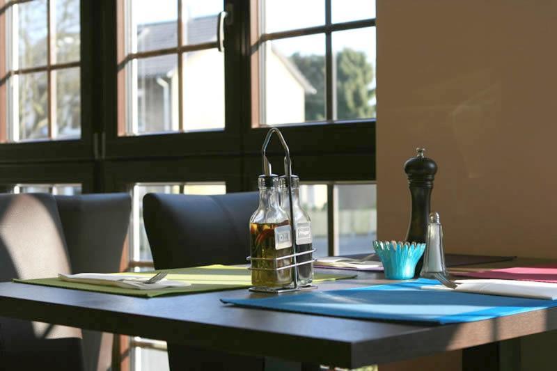 Thiesmann'S Hotel & Restaurant مولهايم ان الرور دير المظهر الخارجي الصورة